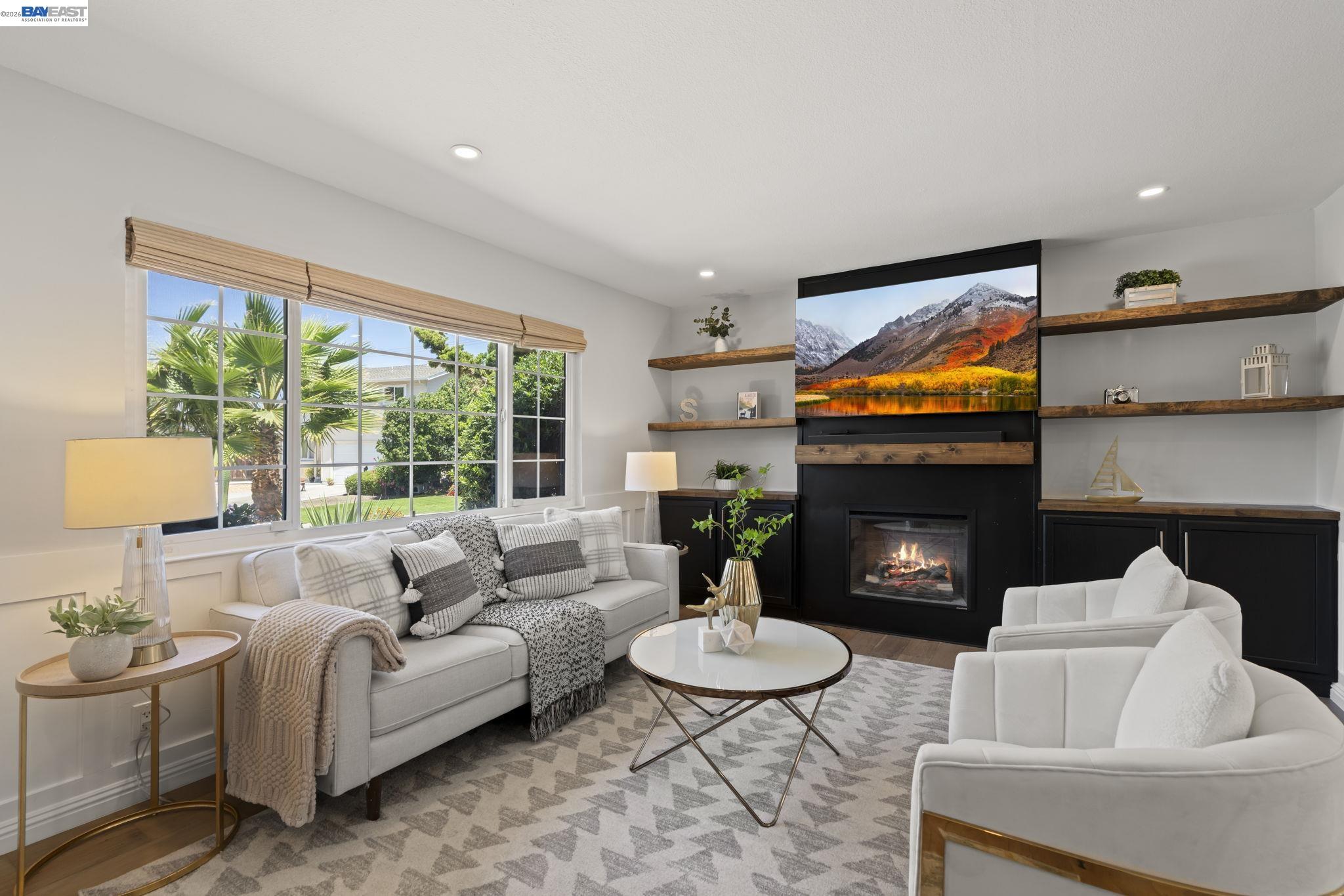2162 Lakewood Ct