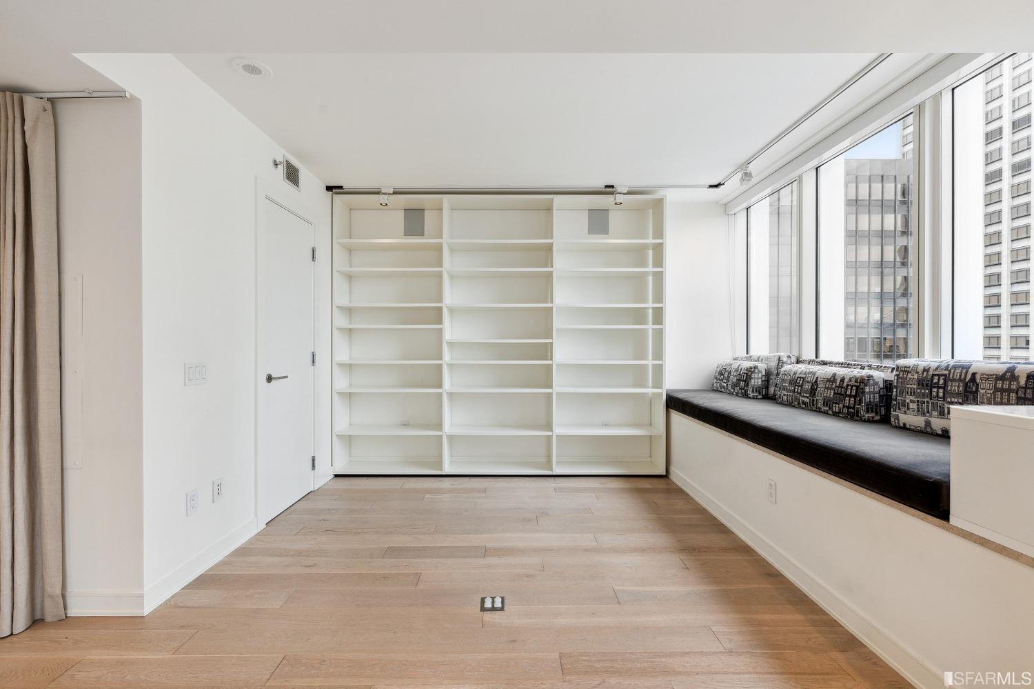 301 Mission Street Unit: 23E