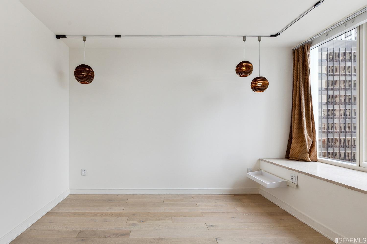 301 Mission Street Unit: 23E
