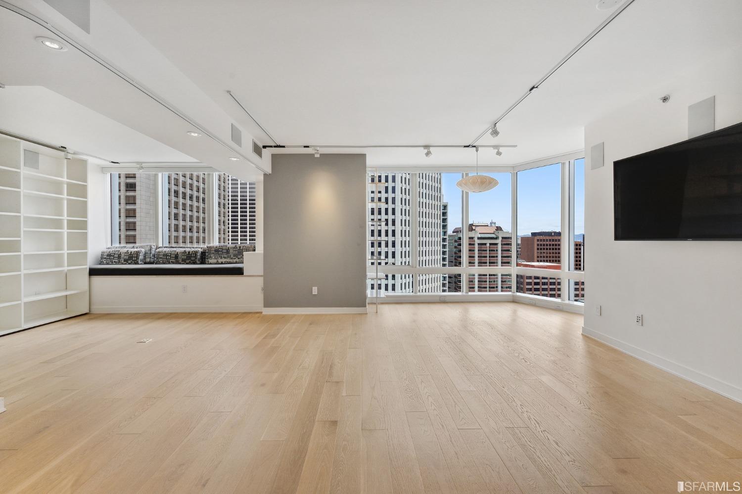301 Mission Street Unit: 23E
