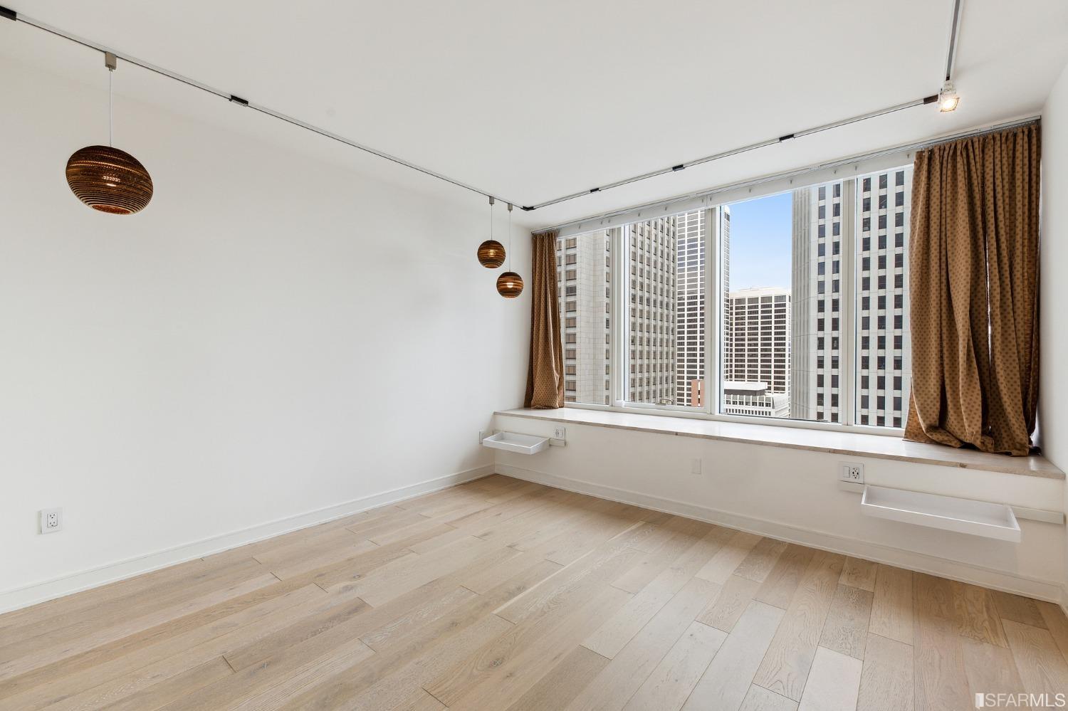 301 Mission Street Unit: 23E
