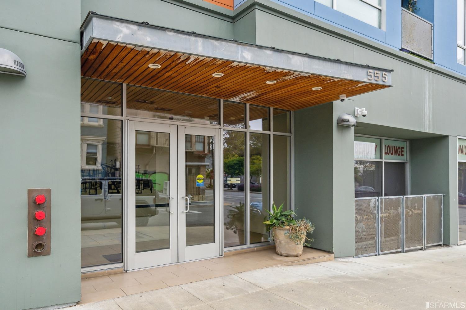 555 Bartlett Street Unit: 404