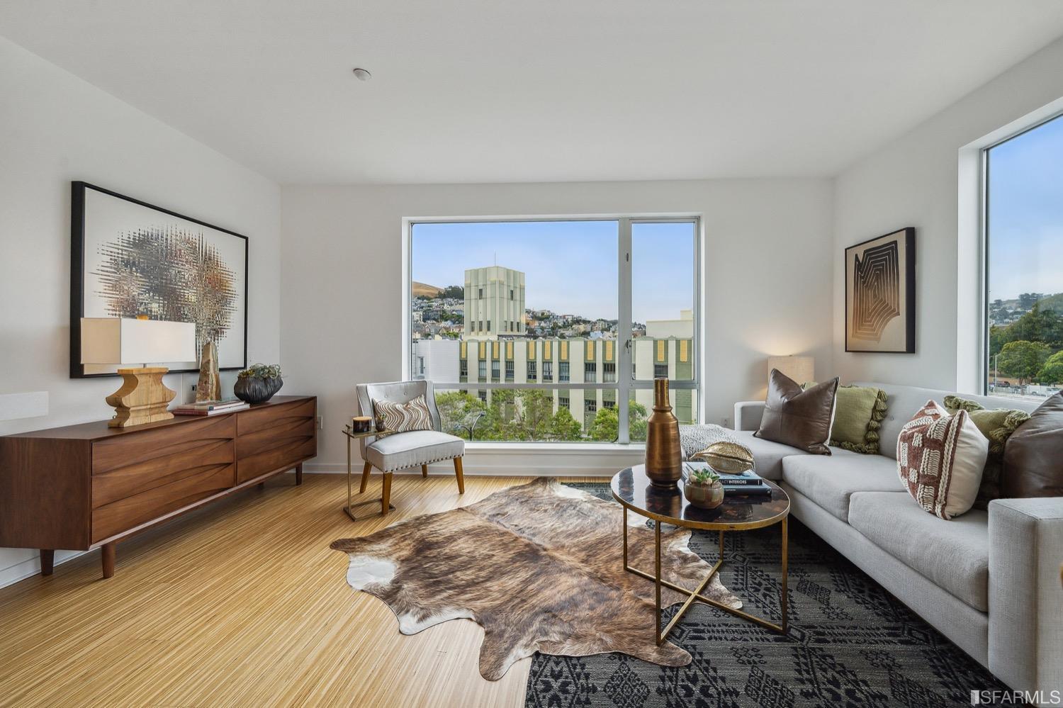 555 Bartlett Street Unit: 404