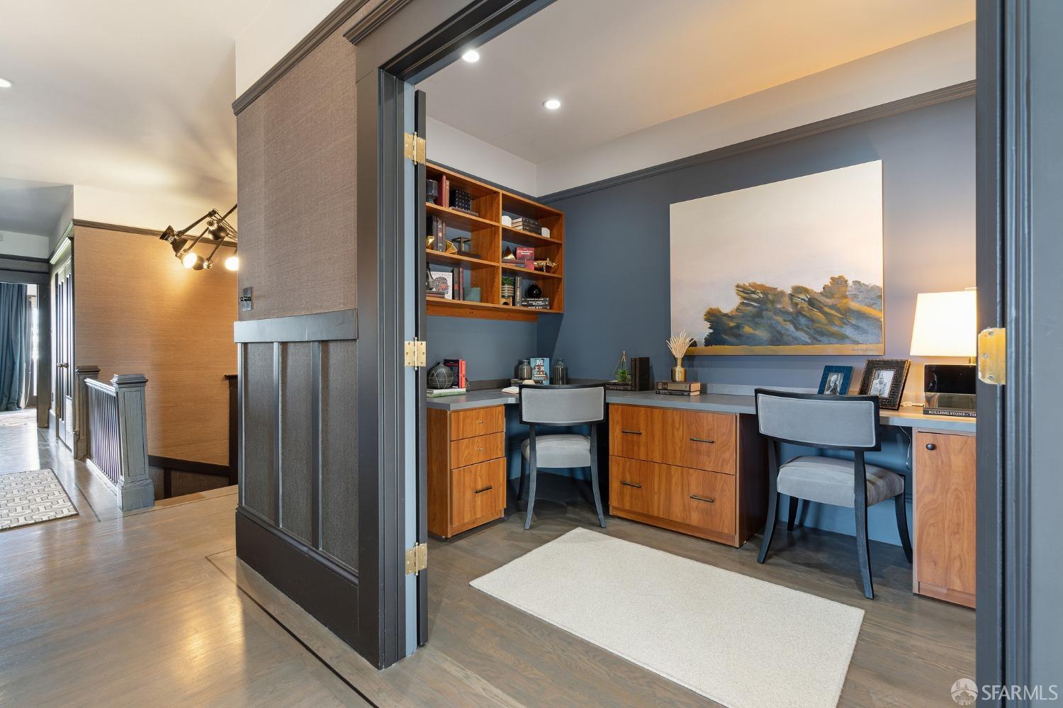 1041 South Van Ness Avenue