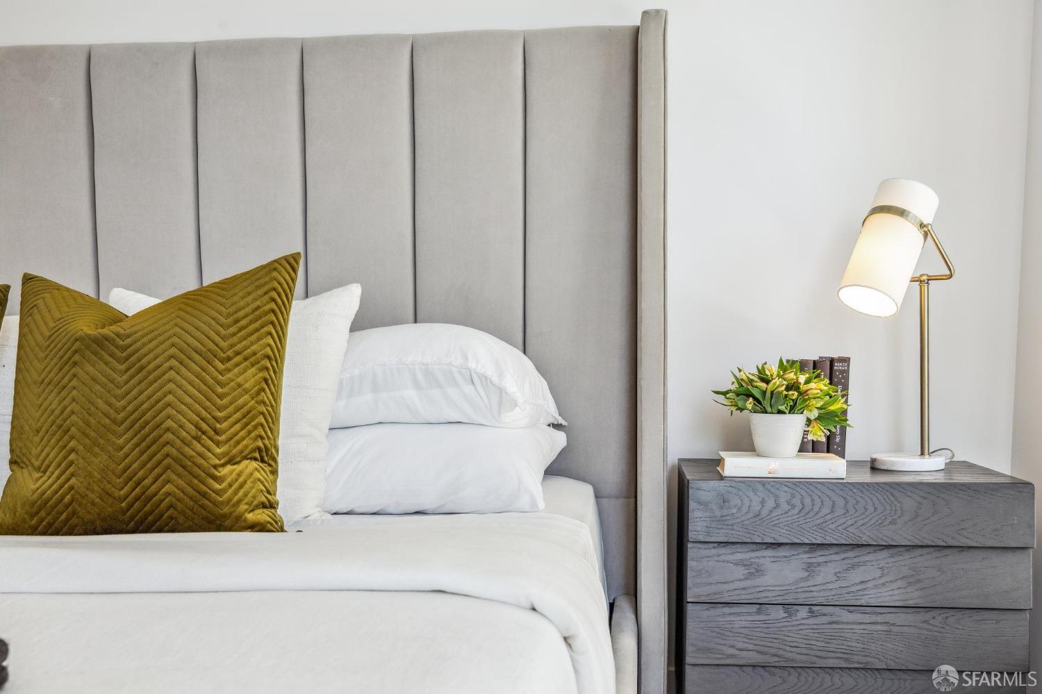 1450 Franklin Street # 905