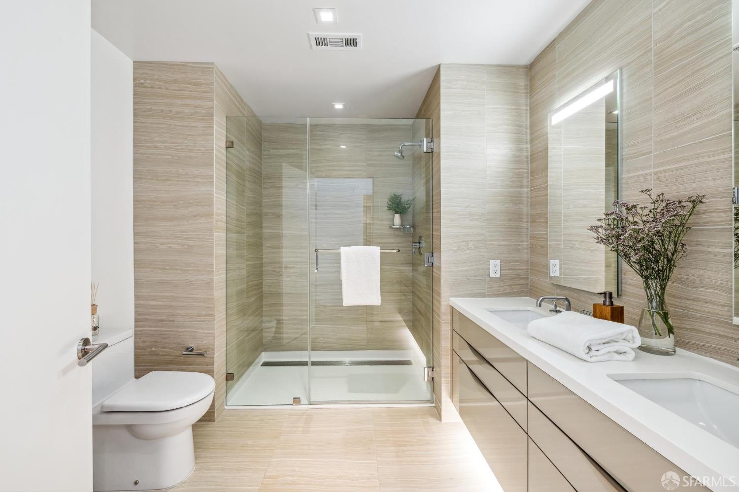 1450 Franklin Street # 905