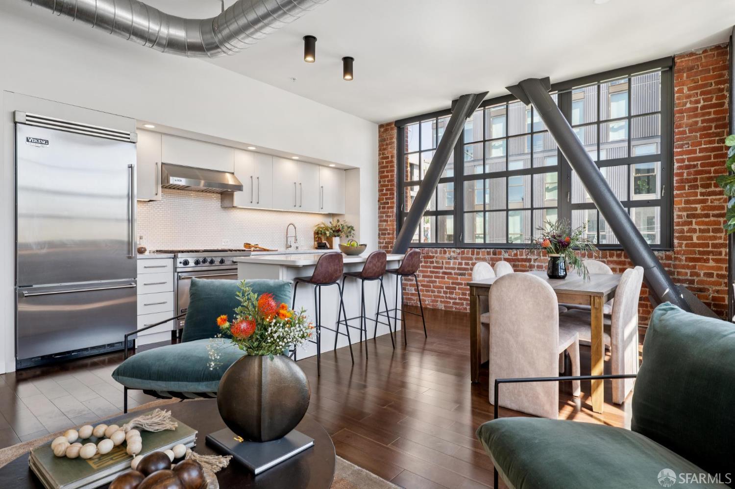 2101 Bryant Street # 306