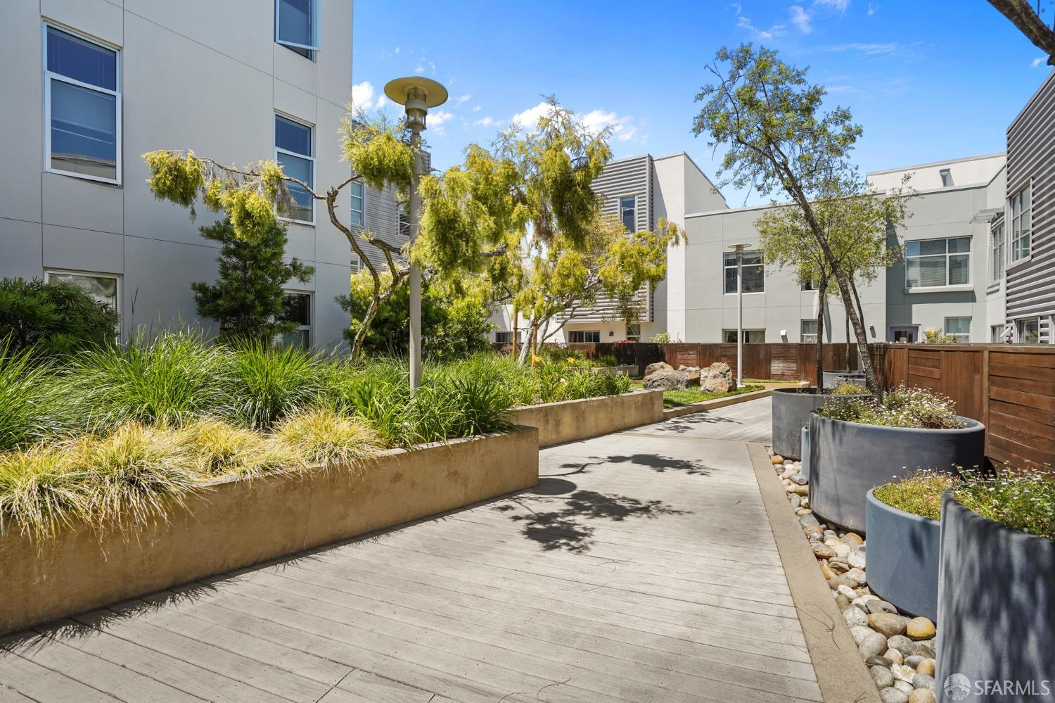 451 Kansas Street # 410