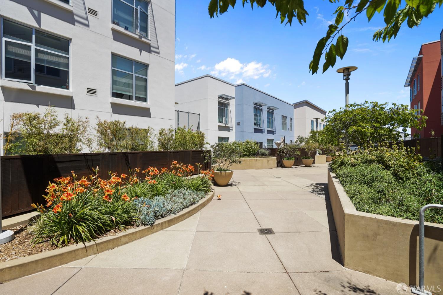 451 Kansas Street # 410