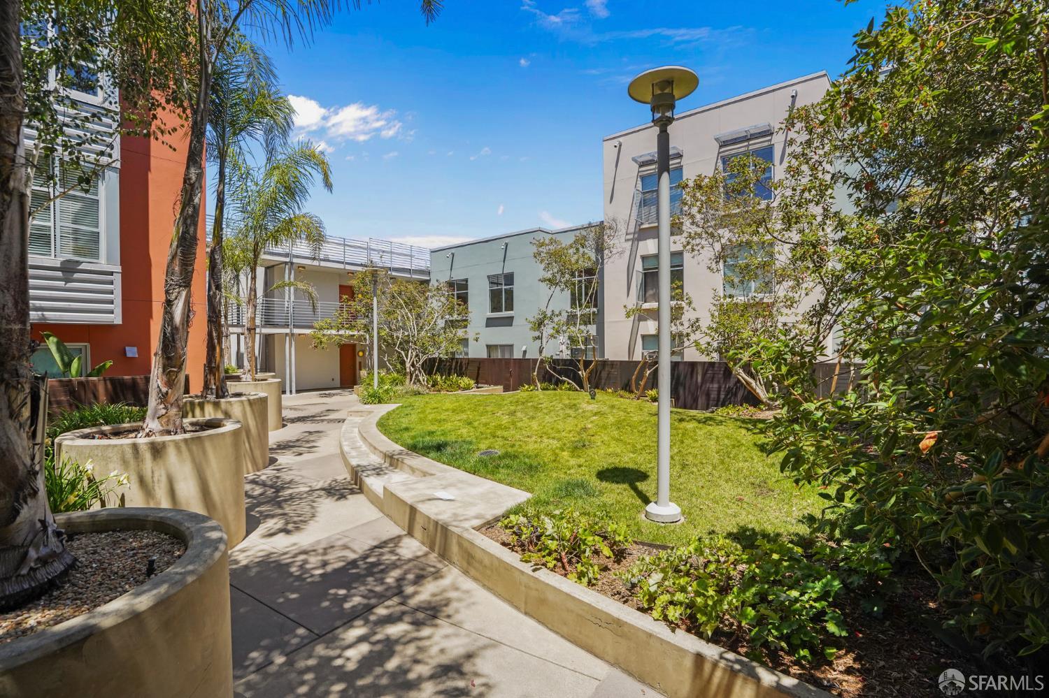 451 Kansas Street # 410