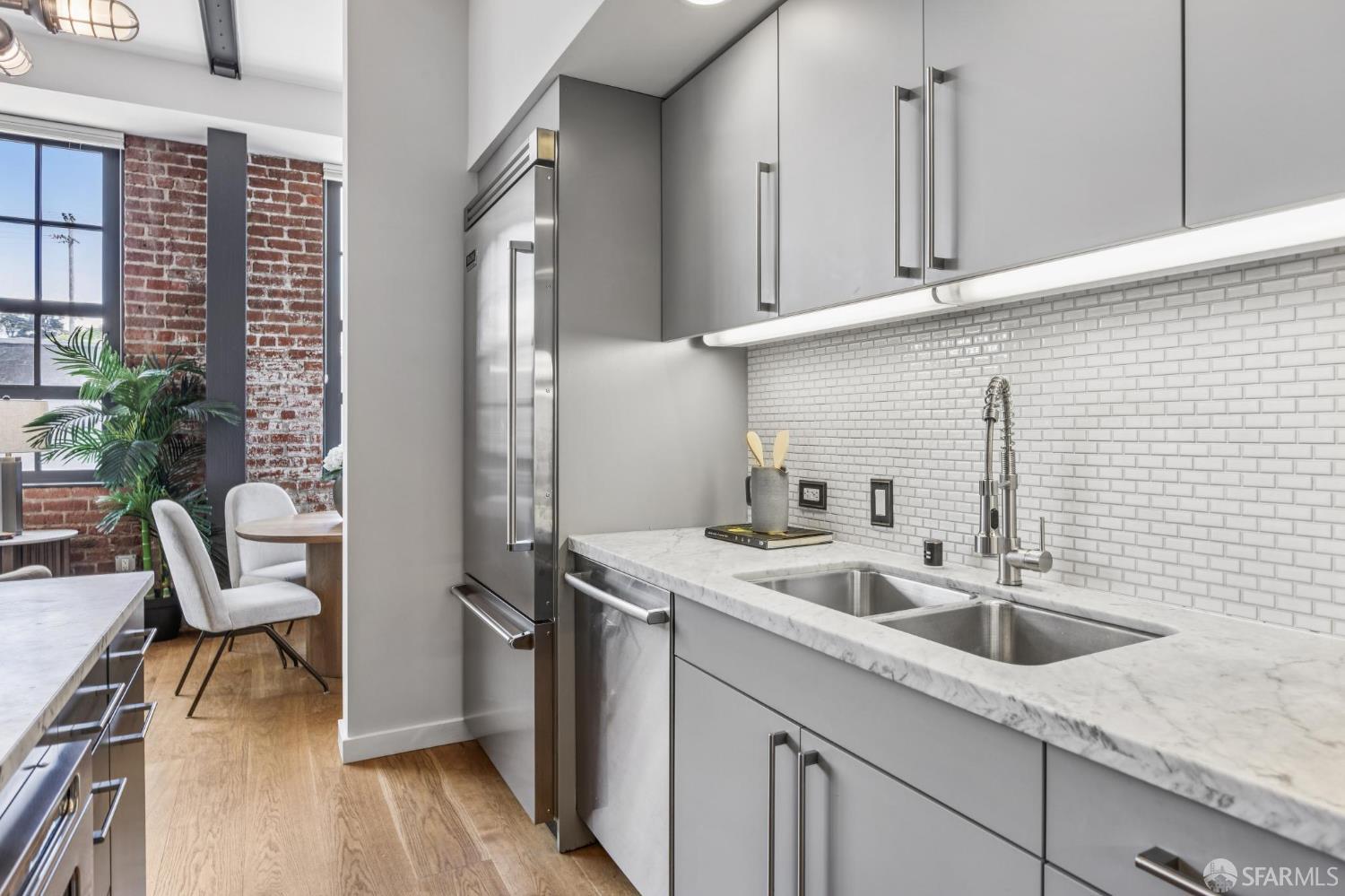 2101 Bryant Street # 205