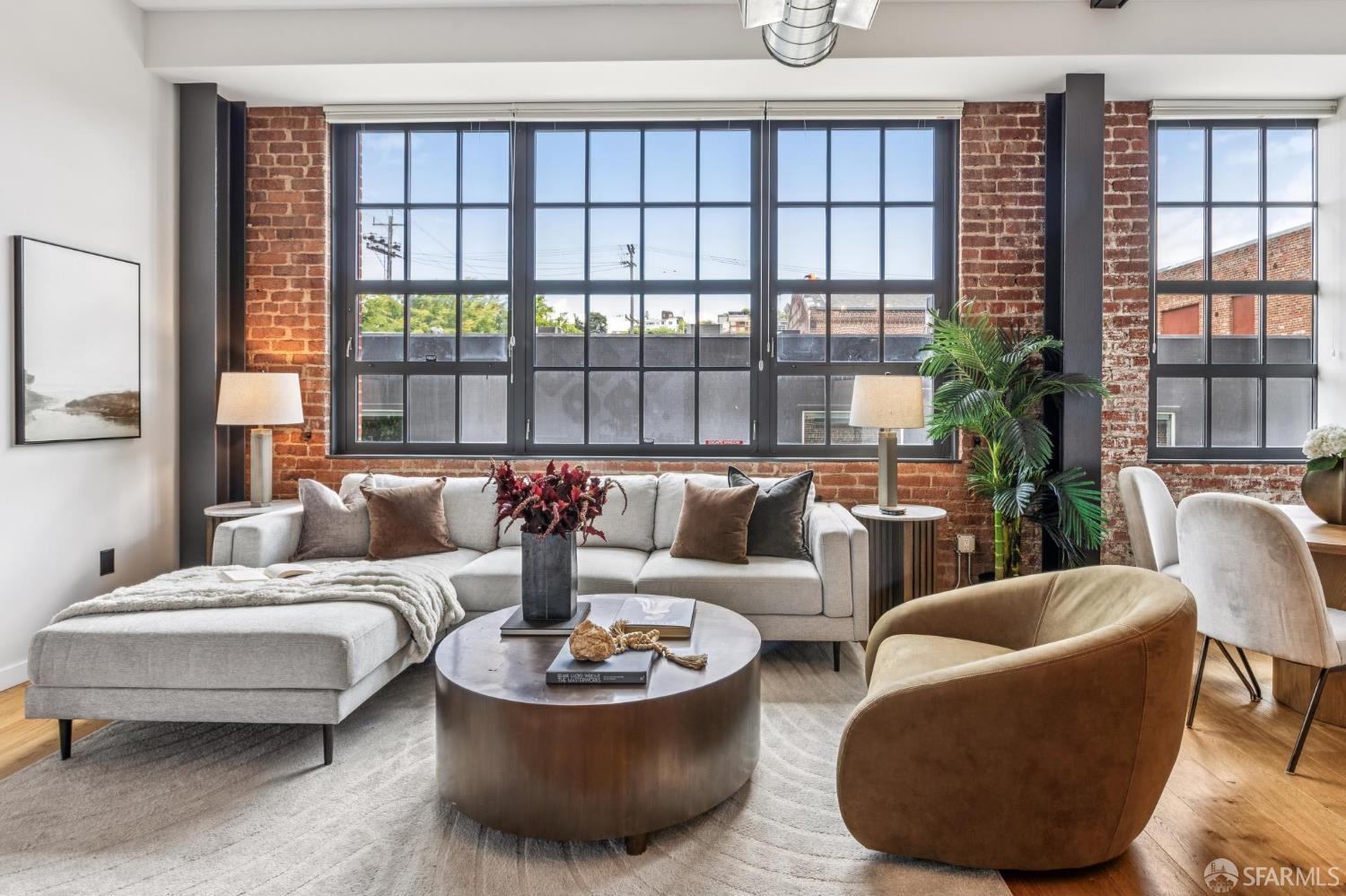 2101 Bryant Street # 205