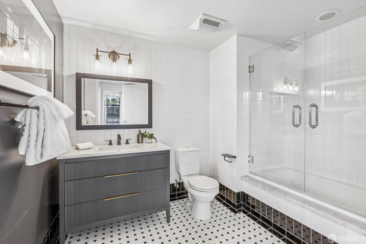 2101 Bryant Street # 205