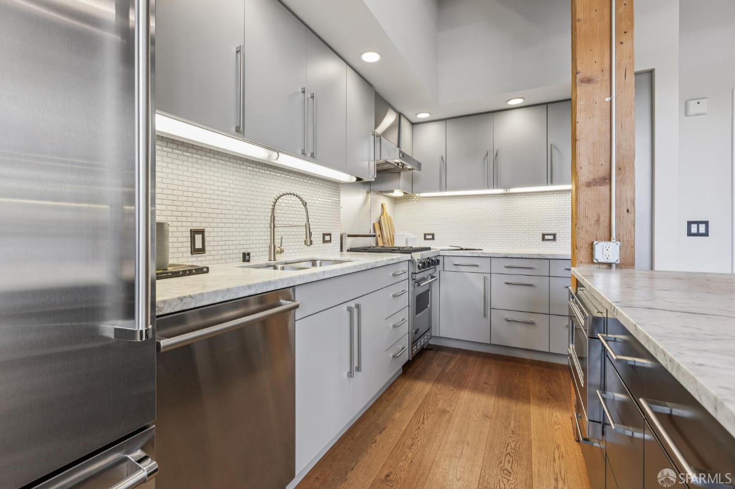 2101 Bryant Street # 205