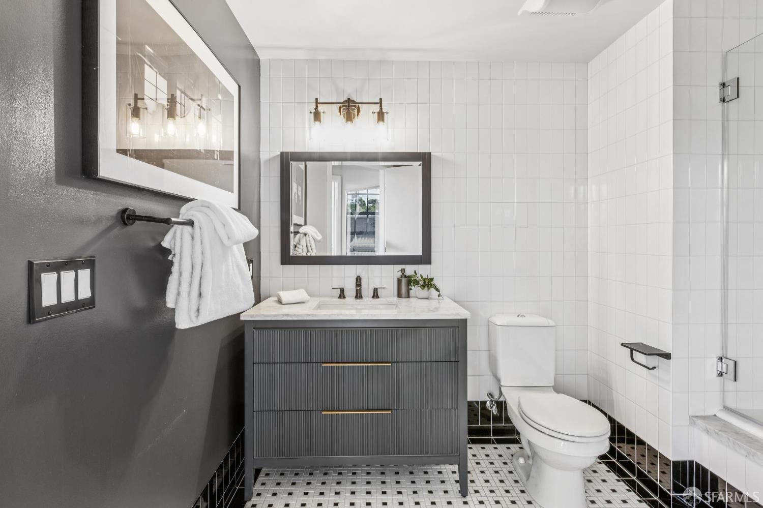 2101 Bryant Street # 205