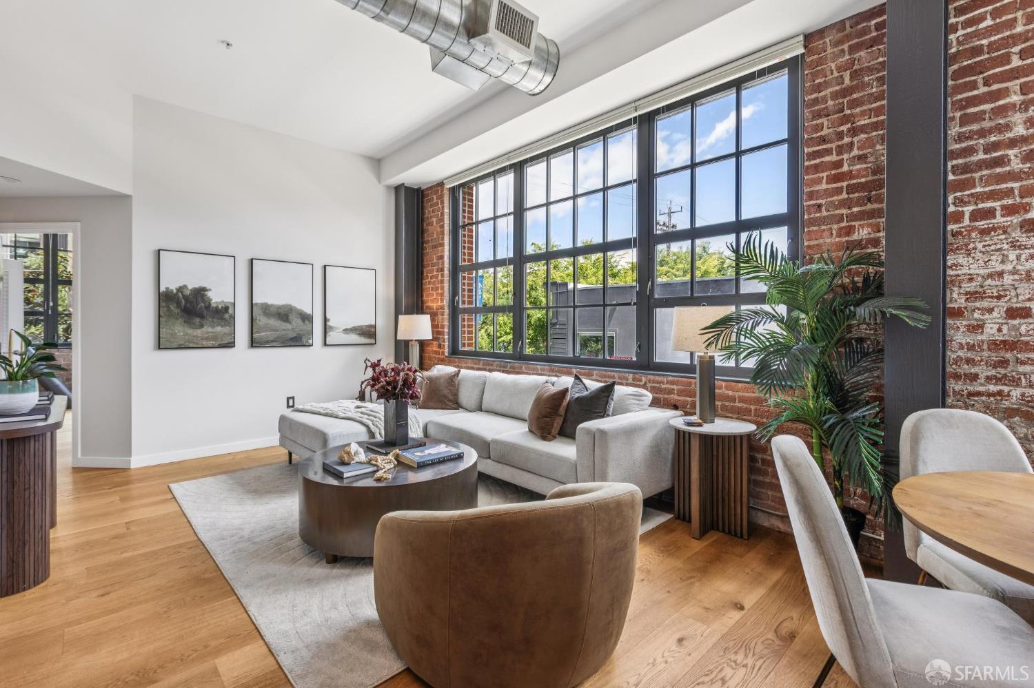 2101 Bryant Street # 205