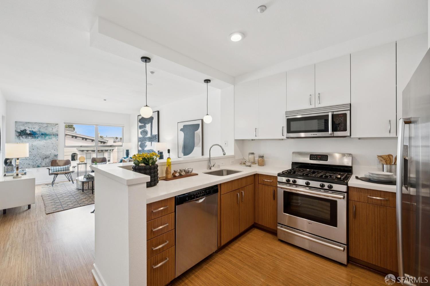 555 Bartlett Street # 422