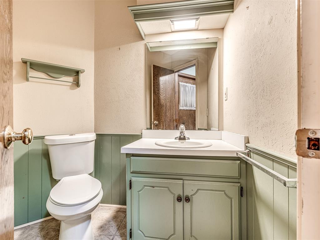6321 NW 84th Place