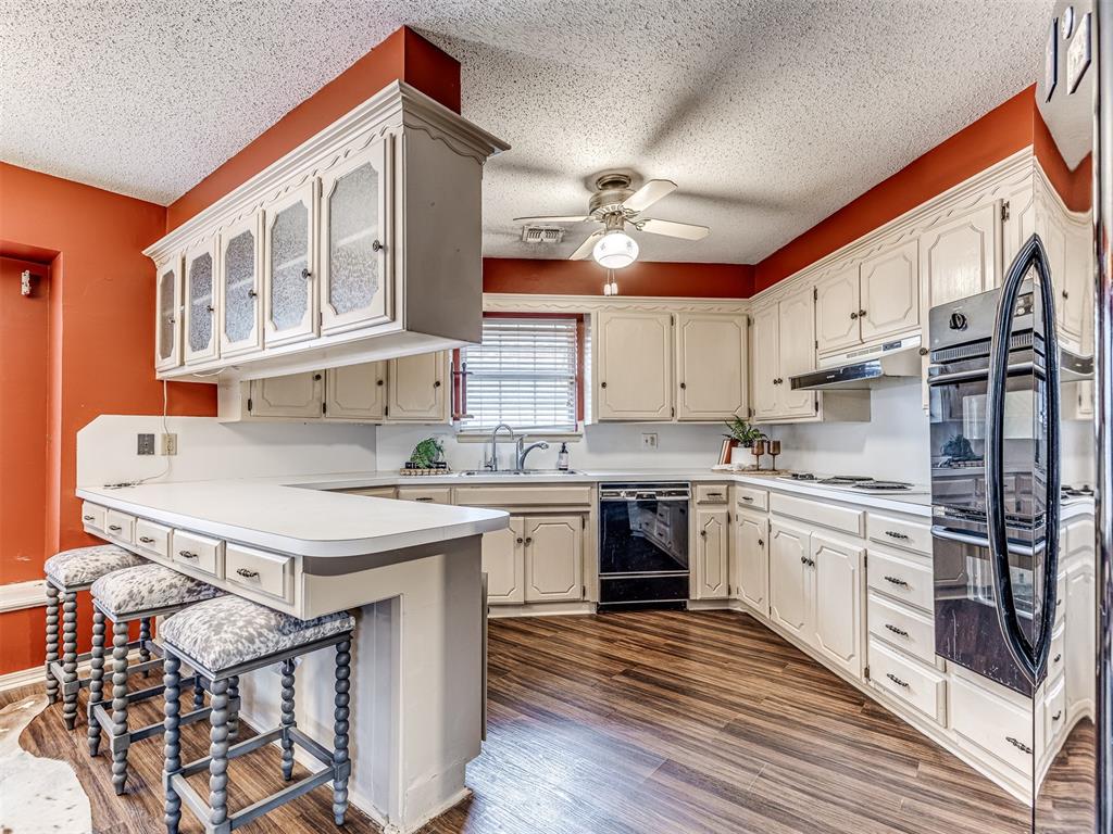6321 NW 84th Place
