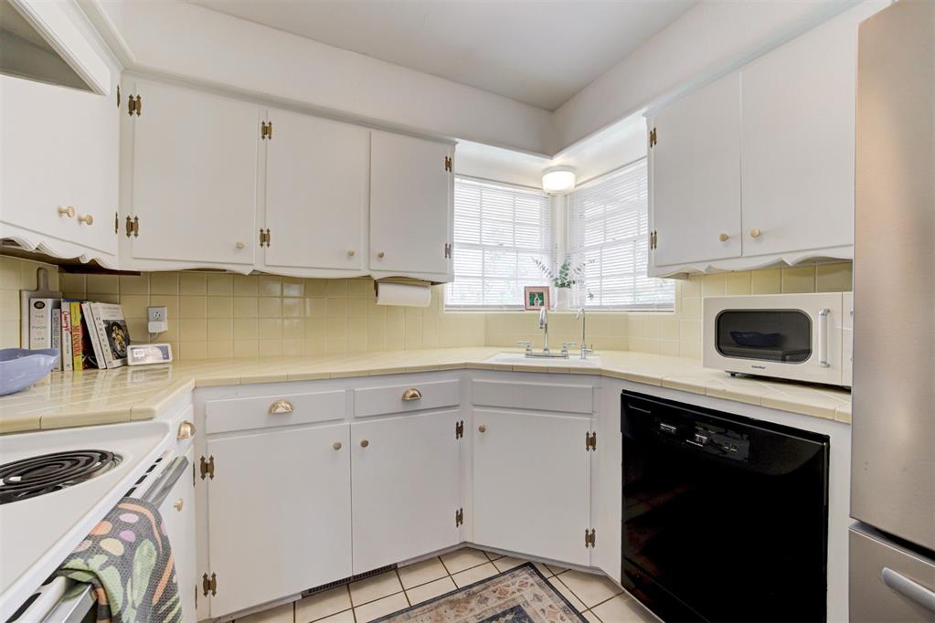 2212 Dawn Marie Drive