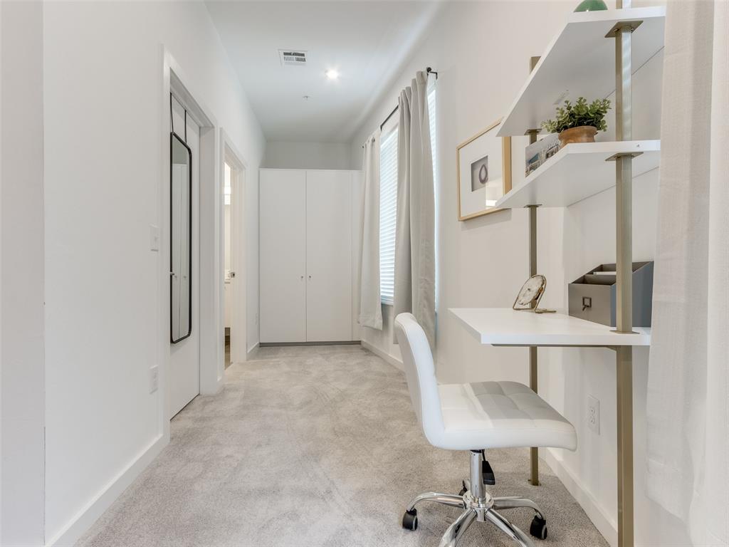 627 Couch Drive Unit: 17