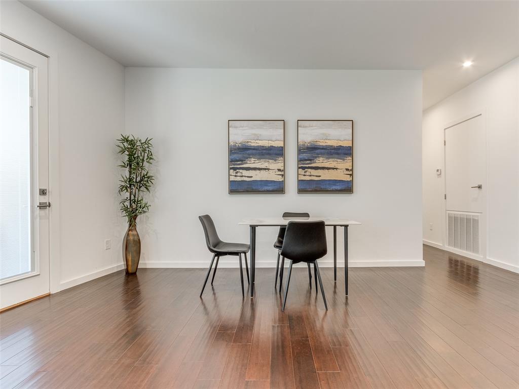 627 Couch Drive Unit: 17