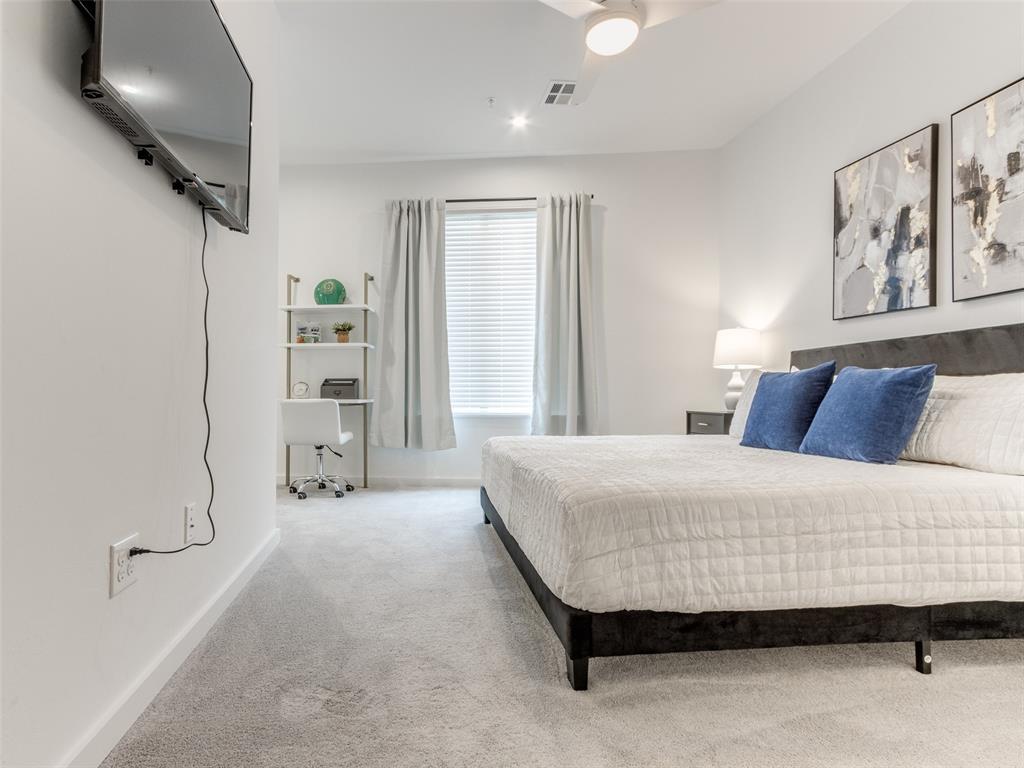 627 Couch Drive Unit: 17