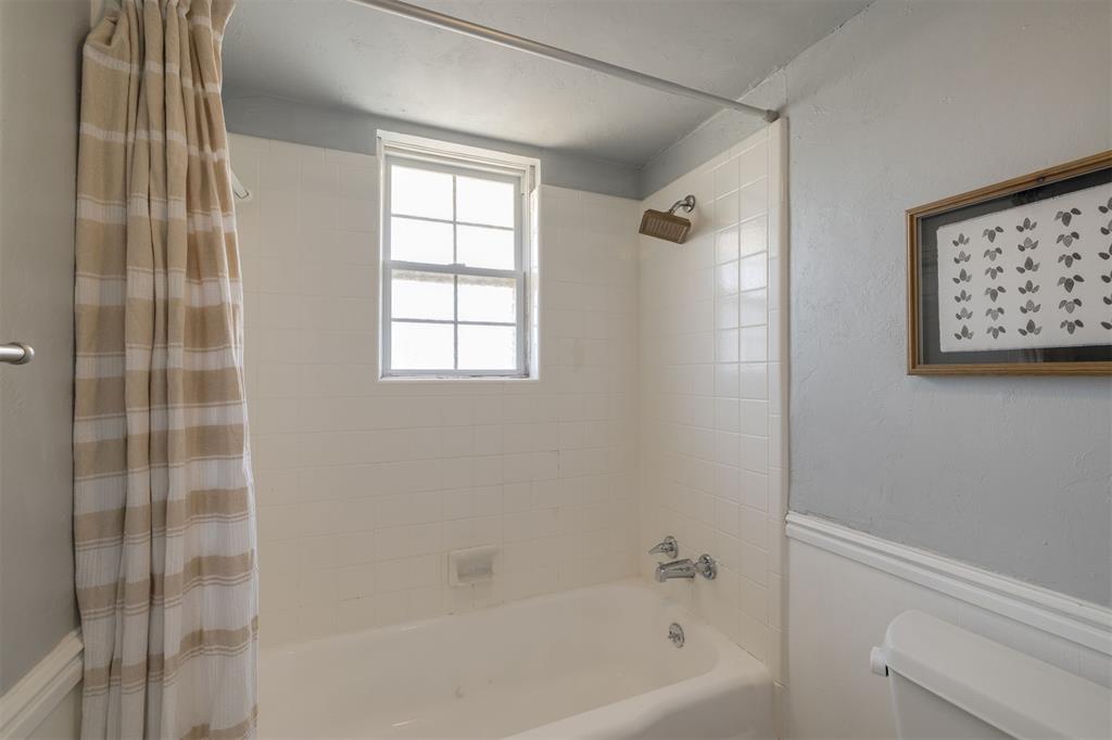 2616 NW 111th Street