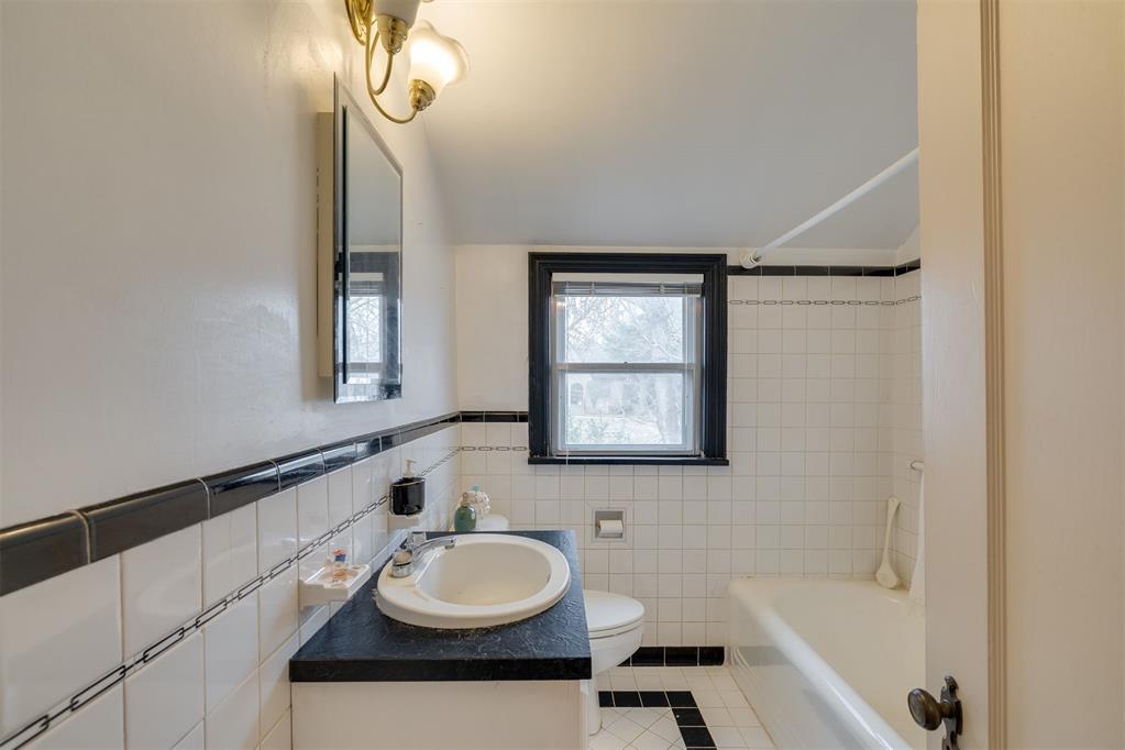 1008 NW 38th Street