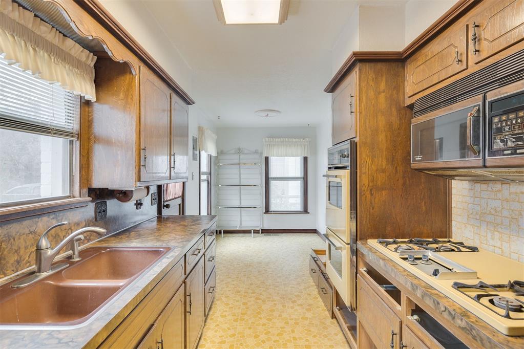 1008 NW 38th Street