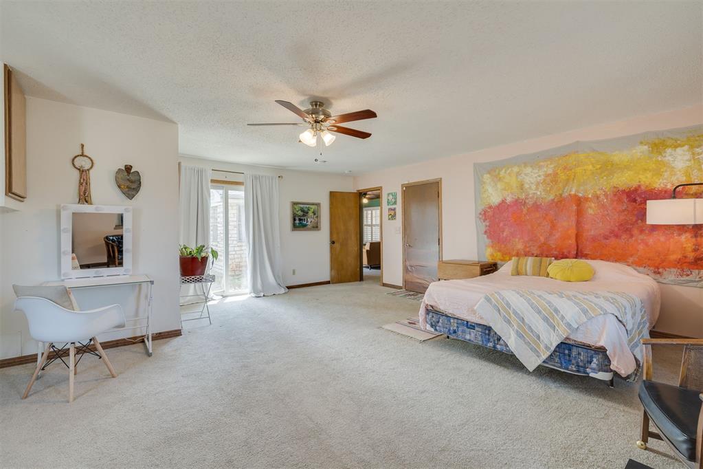 3228 NW 35th Place