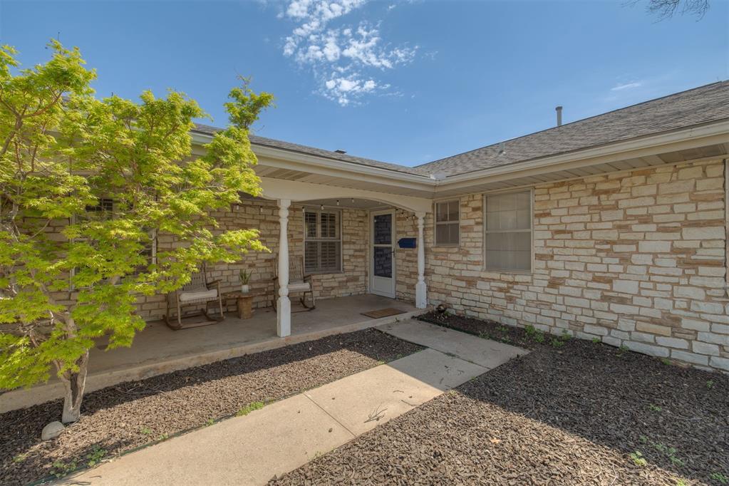 3228 NW 35th Place