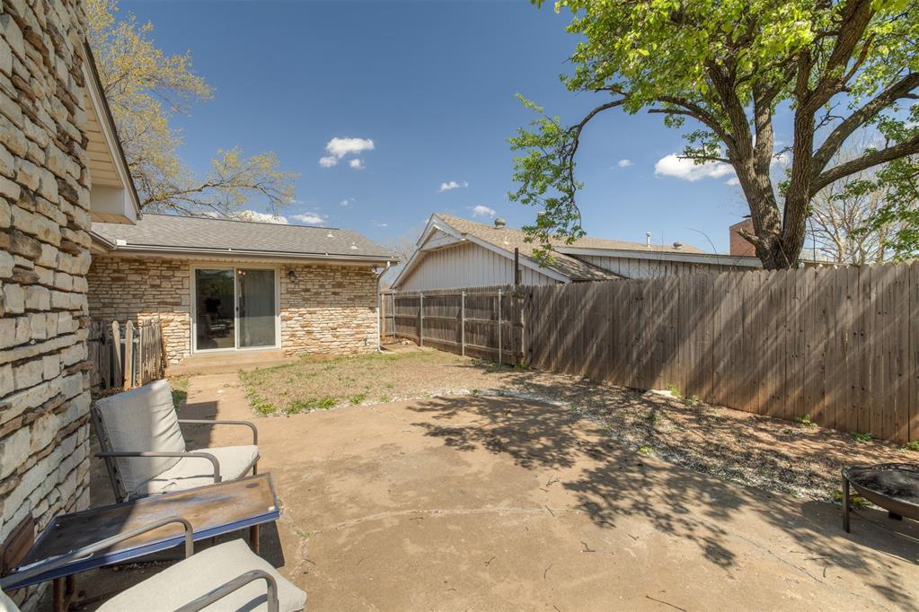 3228 NW 35th Place