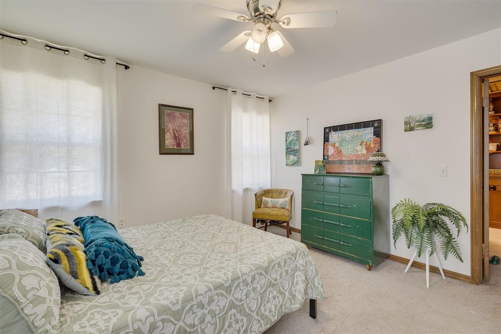 3228 NW 35th Place