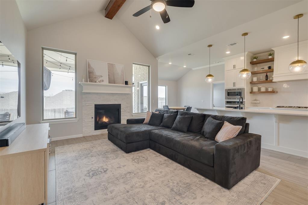 3024 Dudley Drive