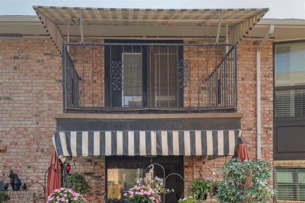 2527 NW 62nd Street Unit: 214