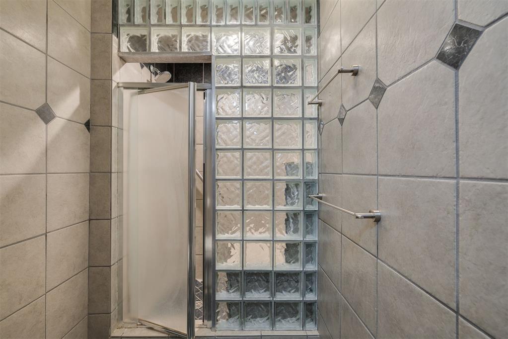 2527 NW 62nd Street Unit: 214