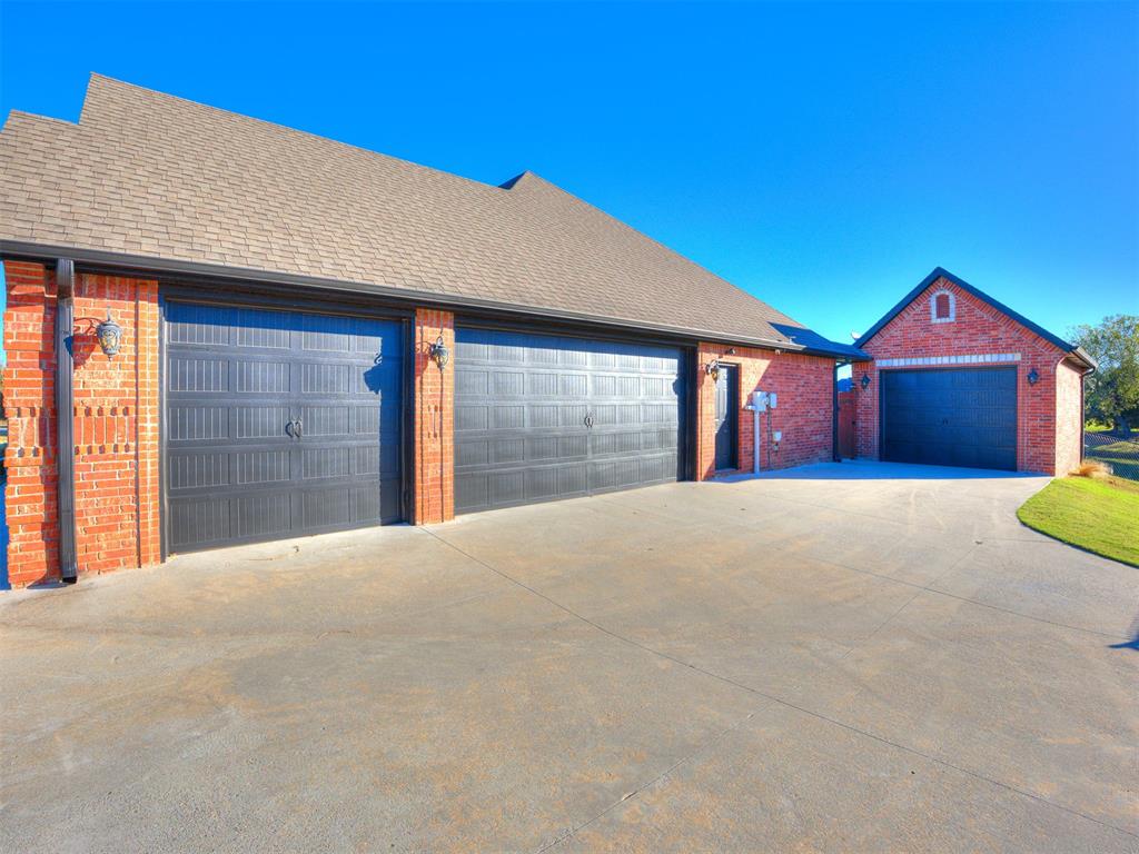 640 Westwind Drive