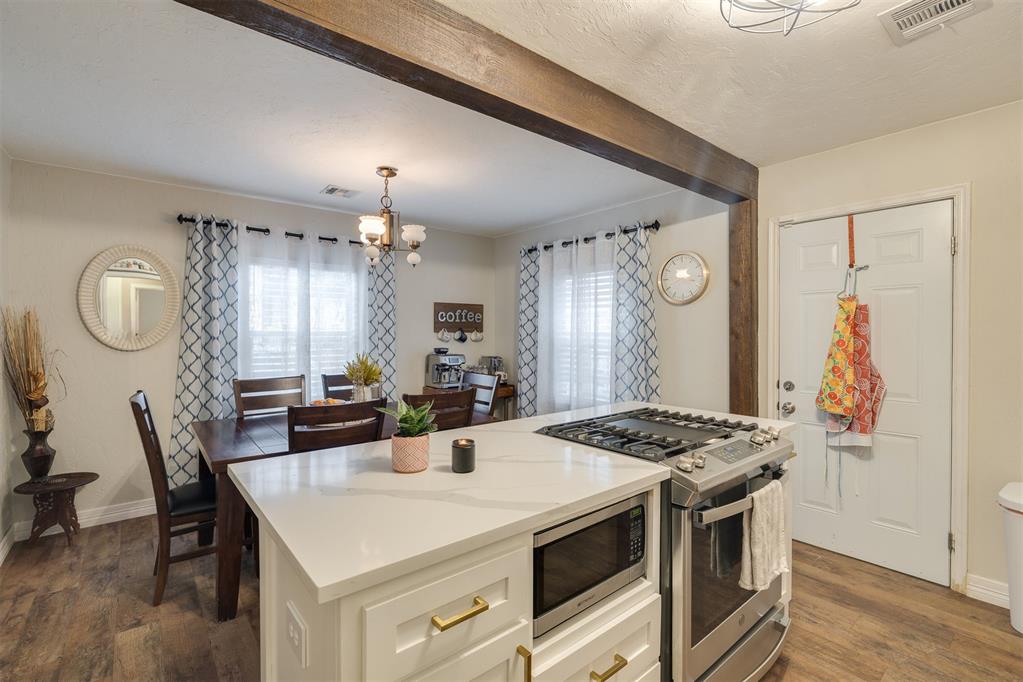 4816 S Hudson Avenue