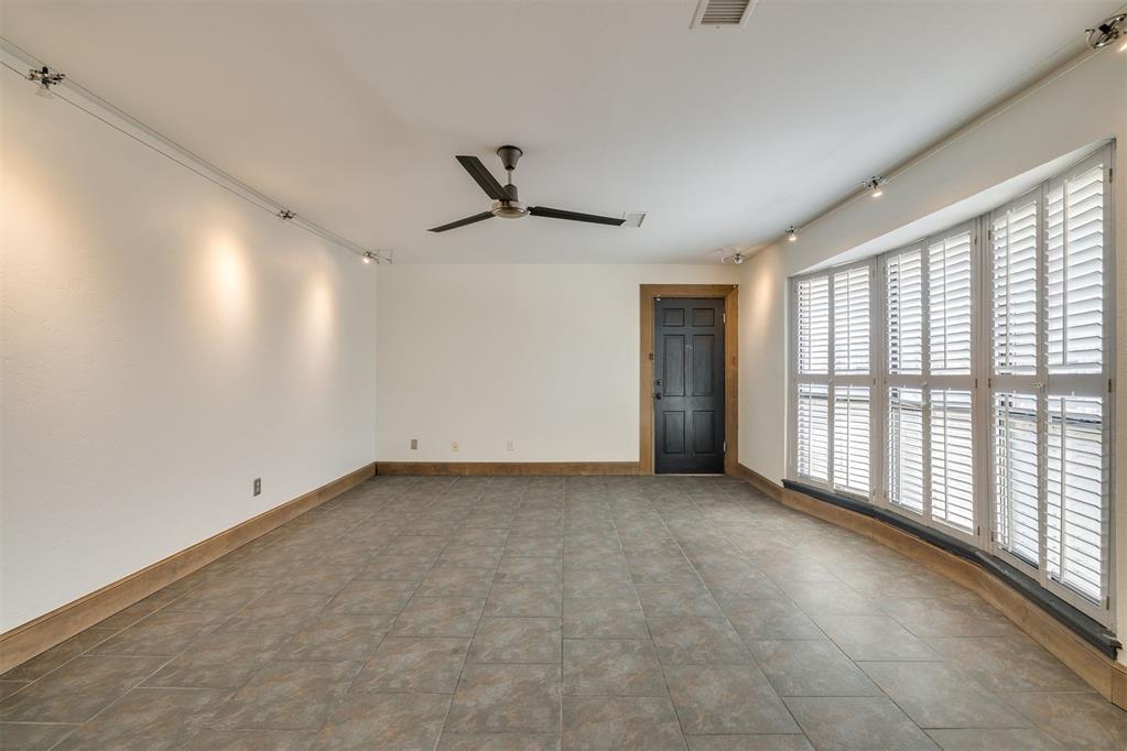 2527 NW 62nd Street Unit: 214