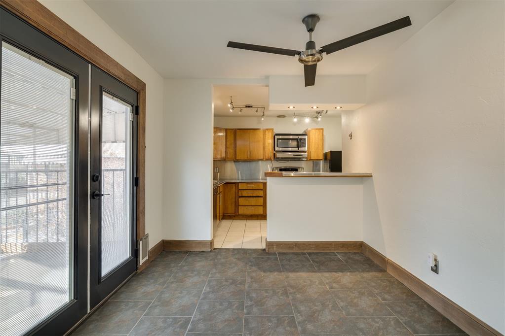 2527 NW 62nd Street Unit: 214