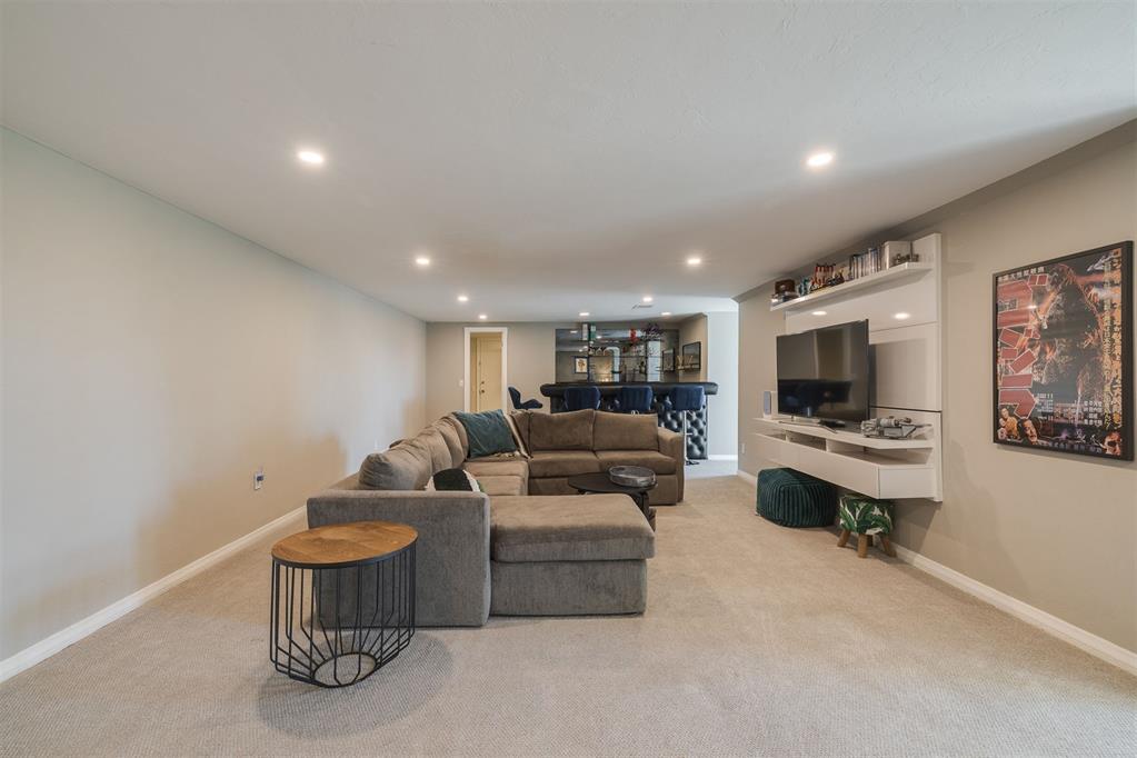 2225 NW 45th Street