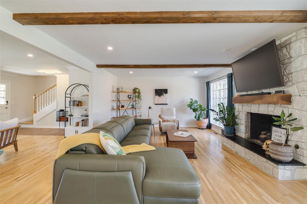 2225 NW 45th Street