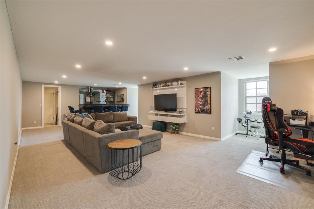 2225 NW 45th Street