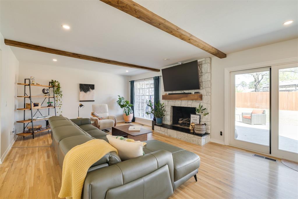 2225 NW 45th Street