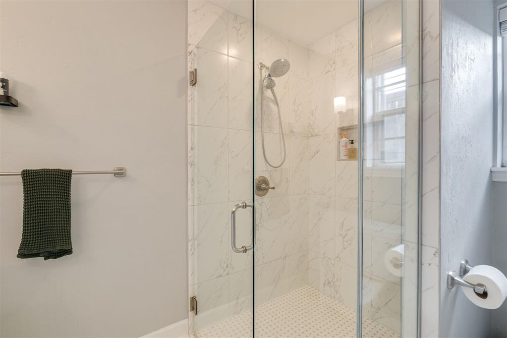 2225 NW 45th Street