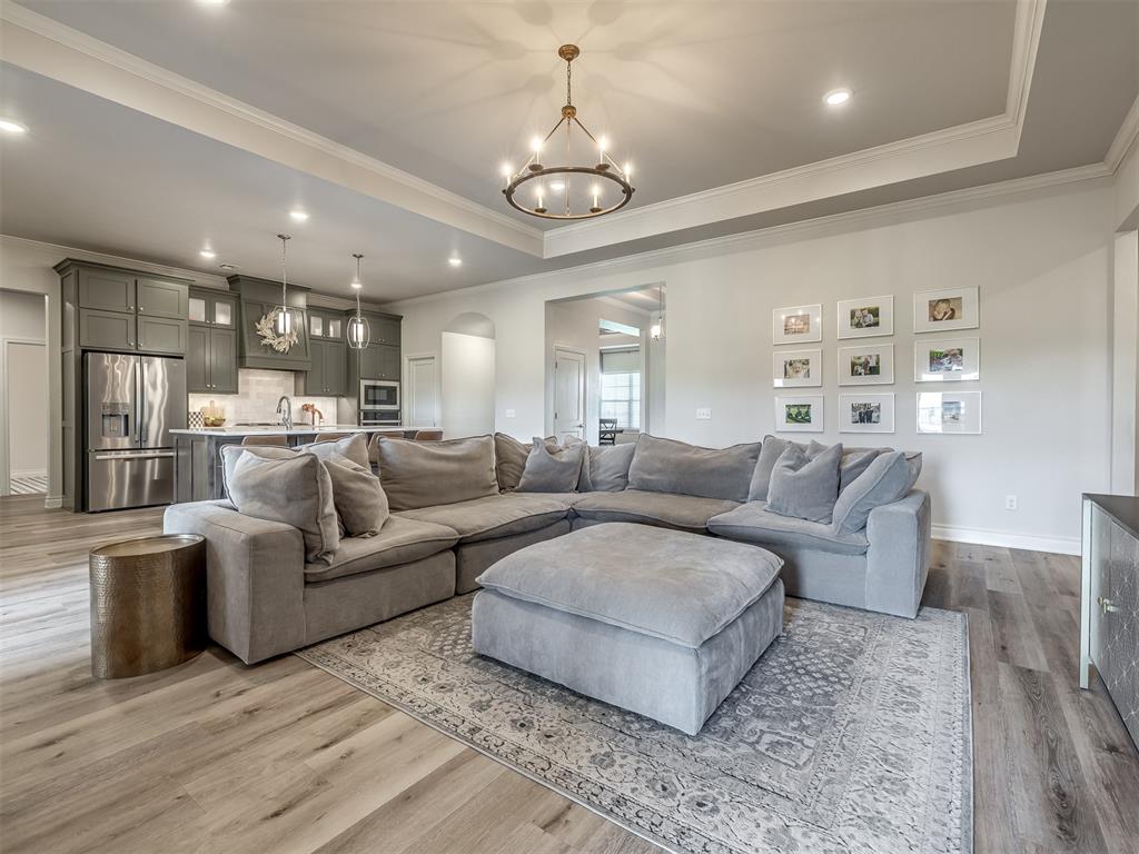 10071 Woodland Way