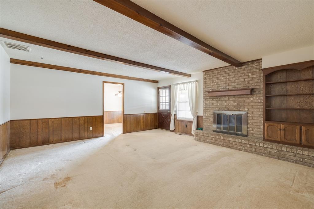 2904 Shadybrook Drive