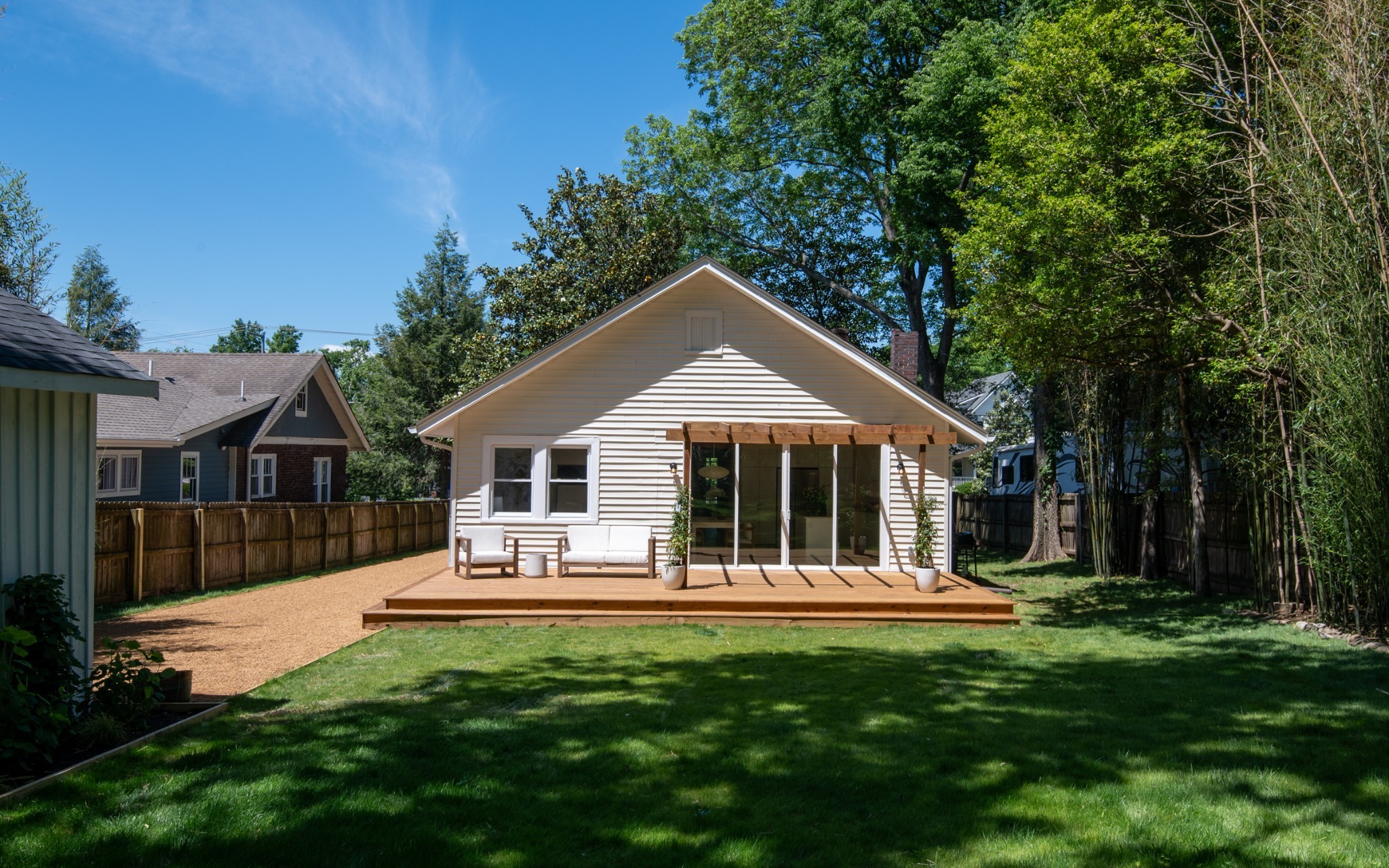 304 Scott Ave