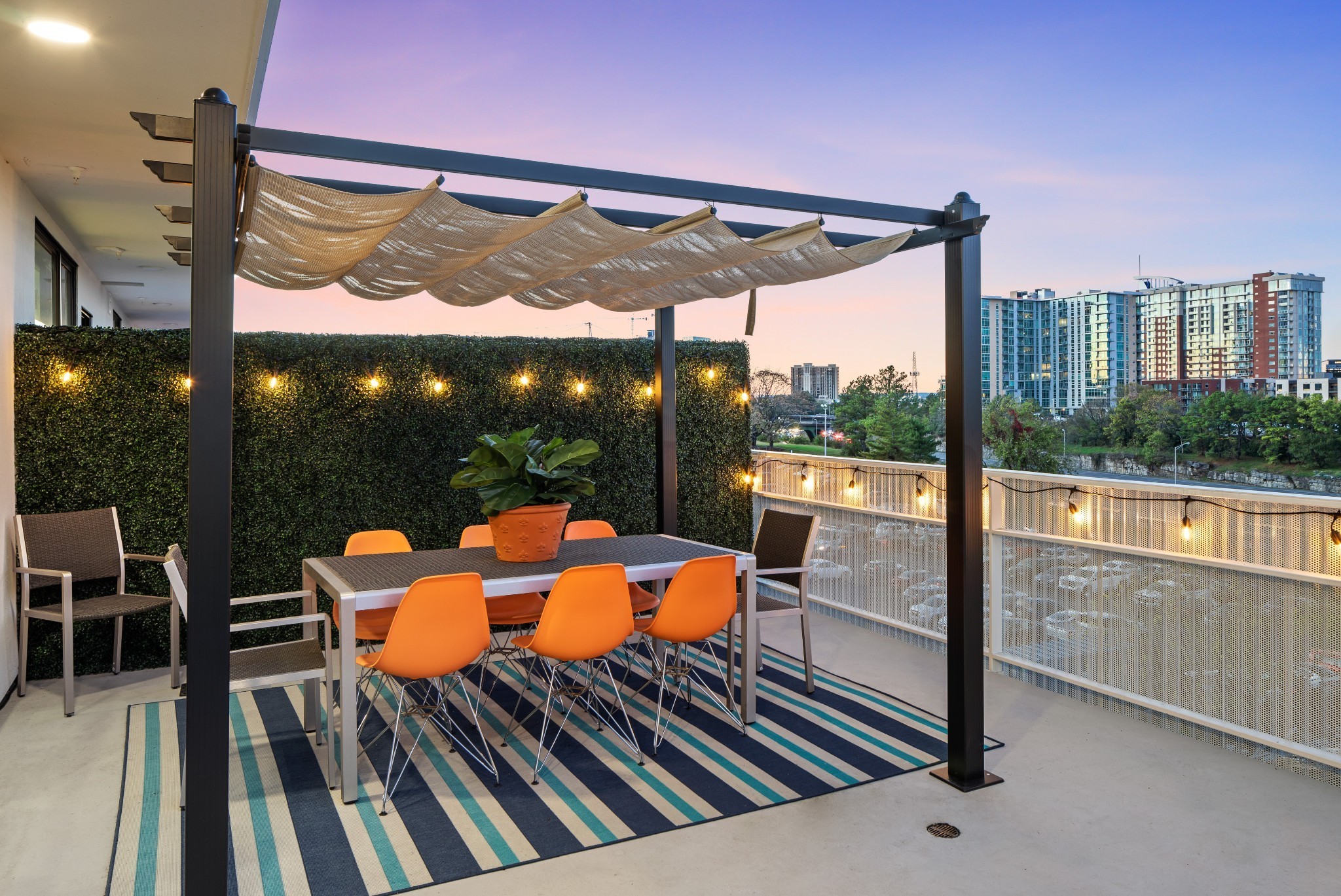 920 South St Unit: 316